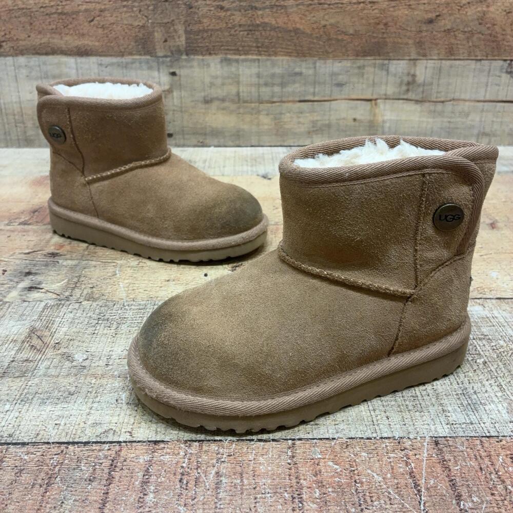 UGG Boots Kids Size 10 27.5 Brown Suede Shearling Winter Ankle Pull On 1118890T